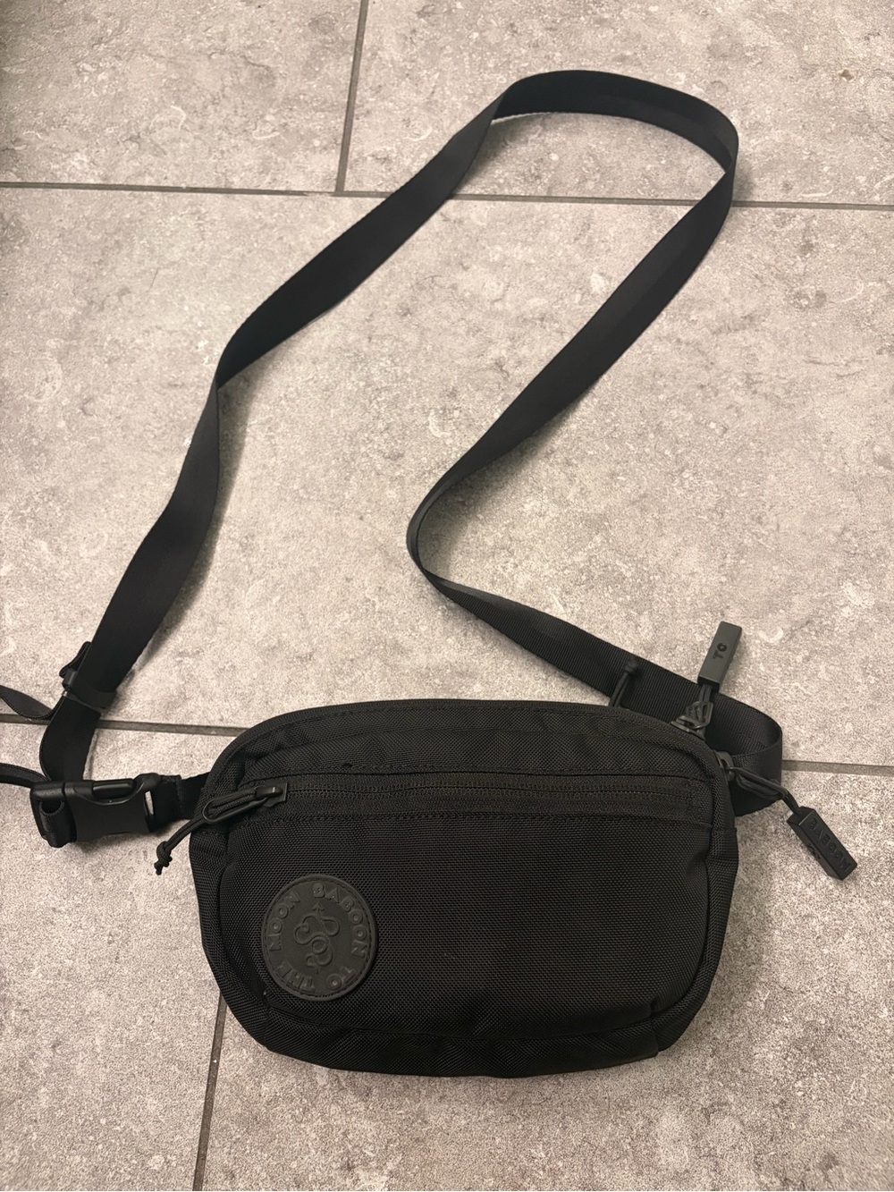 Baboon To The Moon Fannypack Mini (1.5L)